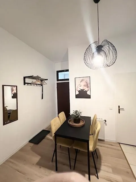 City&More! Feines Apartment Beim Kalvarienberg! Vienna Austria