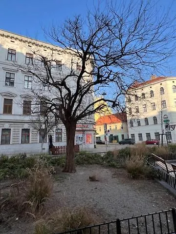 City&More! Feines Apartment Beim Kalvarienberg! Vienna